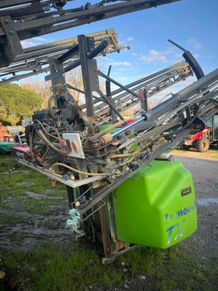 Pulvérisateur porté - 2003