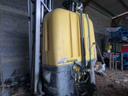 Pulvérisateur porté - 1500L - 2019