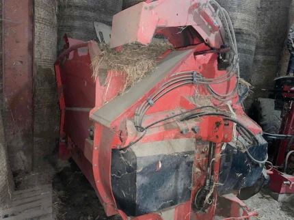 Pailleuse - 2000L - 2008