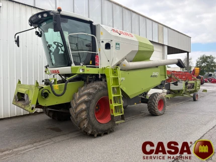 Claas AVERO 240