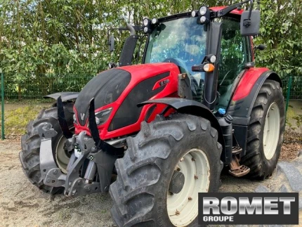 Tracteur agricole - 135 CH - 6700H - 2016
