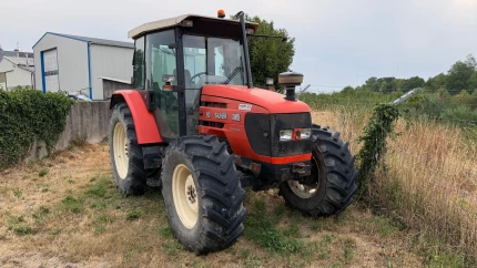 Tracteur agricole - 90CH - 3967H - 2001