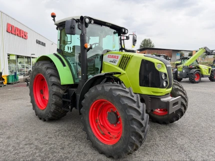 Tracteur agricole - 110CH - 4569H - 2016
