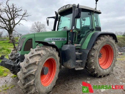 Tracteur agricole - 125CH - 9000H - 2004