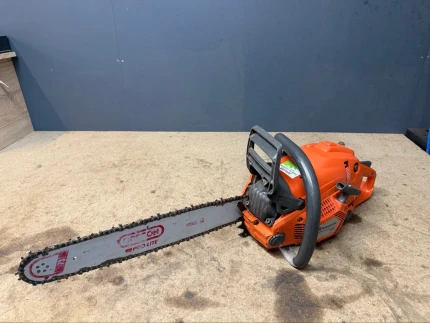 Husqvarna 555