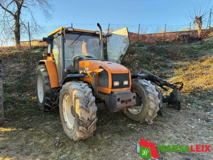 Renault CERES 330 X