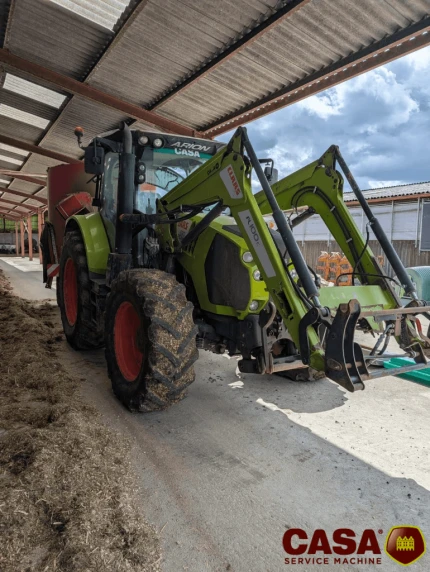 Claas ARION 530 AVEC CHARGEUR