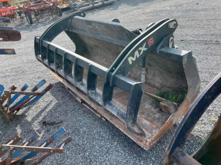 Godet multi-services - 245CM - 2021