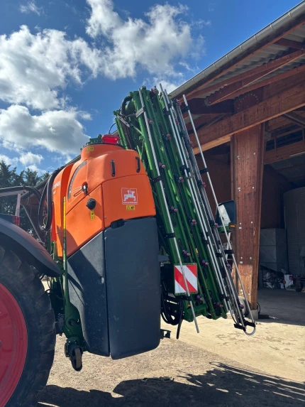 Amazone UF TWIN PREMIUM 2602 SUPER S2 24M