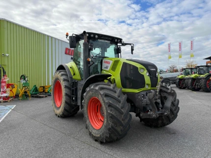 Claas AXION 820 CIS