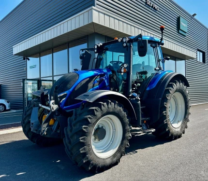Tracteur agricole - 135 CH - 240CM - 2120H - 2022