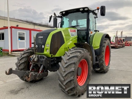 Claas AXION 810