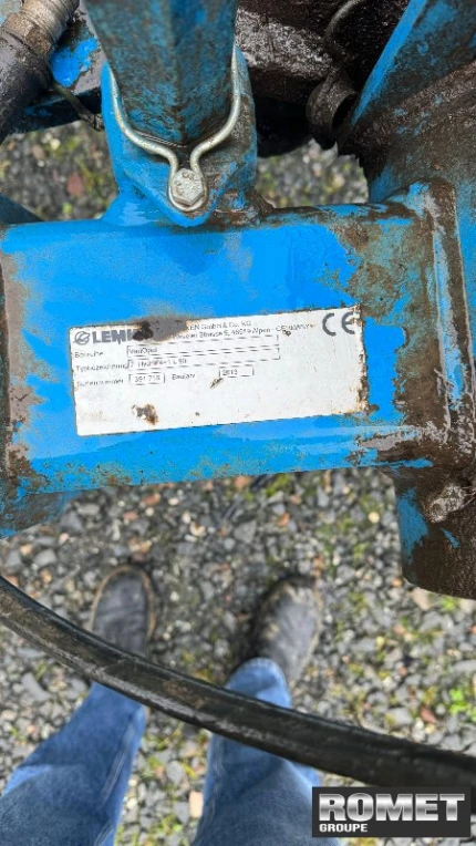 Image 7