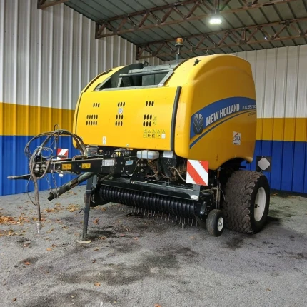 New Holland RB 180
