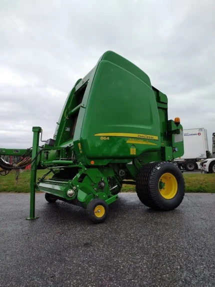 John Deere JD 864