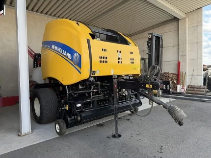 New Holland RB 180