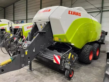 Claas QUADRANT 5300 RF T+ST