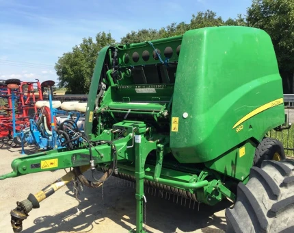John Deere 960