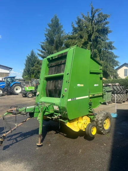John Deere 550