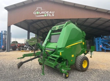 John Deere V461M