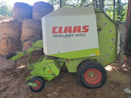 Claas ROLLAND 240