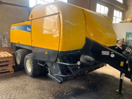 New Holland BB 9080