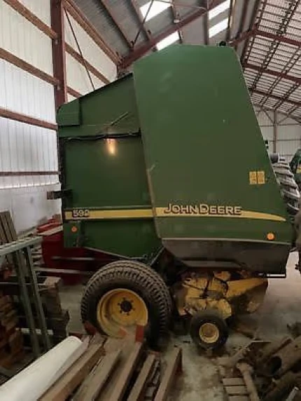 John Deere 592