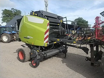 Claas VARIANT 460 RF
