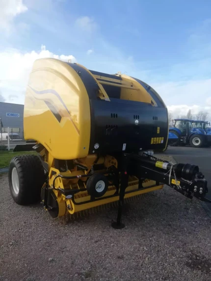 New Holland ROLL-BELT 180