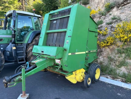 John Deere 550
