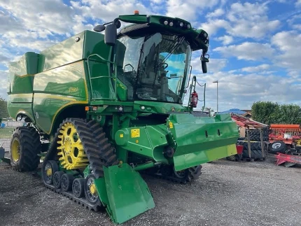 John Deere S 770
