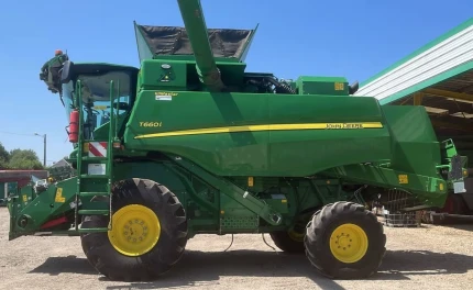 John Deere T660HM