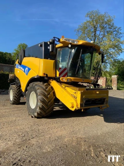 New Holland CX 8090