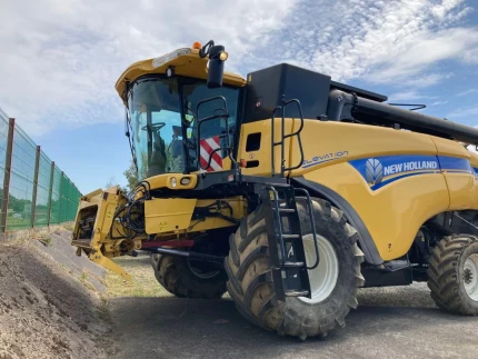 New Holland CX 8070 ELEVATION