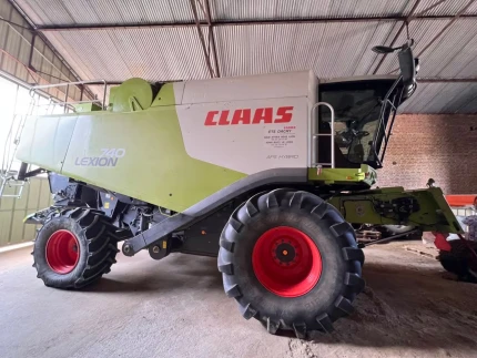 Claas LEXION 740