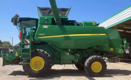 John Deere T660HM