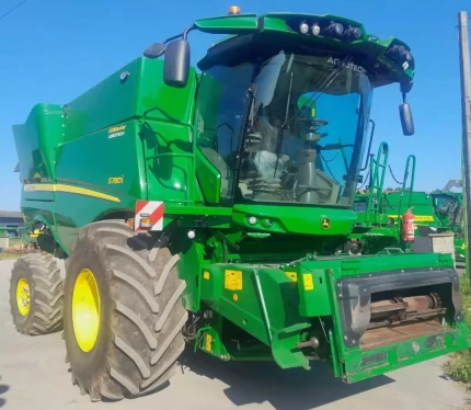 John Deere S780HM