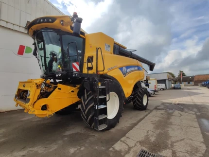 New Holland CR 9.80