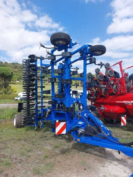 New Holland STXV 700 T