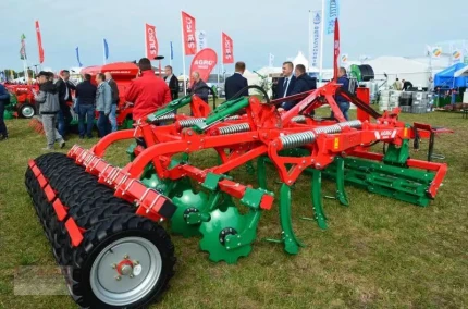 Agromasz RUNO 30 MULCHGRUBBER-FAHRWERK