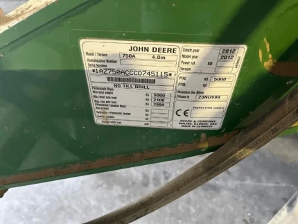 John Deere 750A