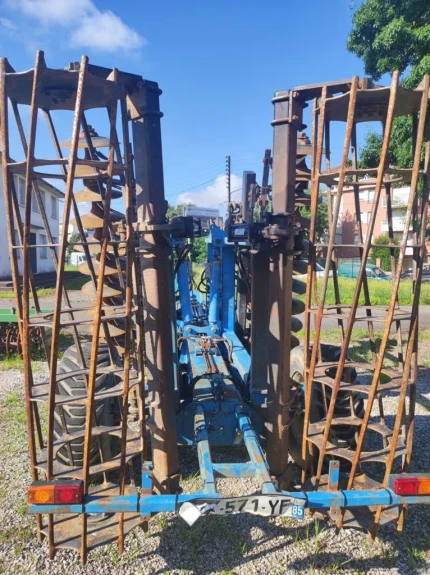 Souchu Pinet D02/08 TITAN