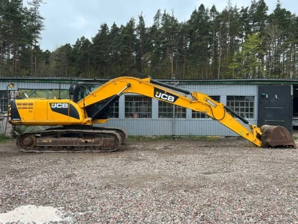 JCB 220