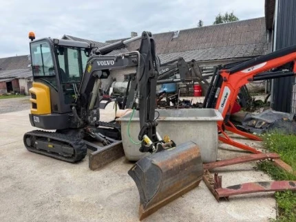 Volvo BM EC 27 D