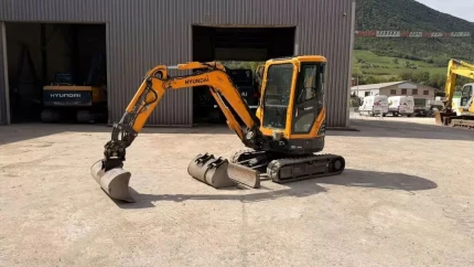 Hyundai R30Z-9AK