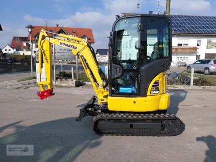 Komatsu PC 24