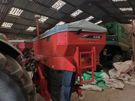 Kuhn AXIS 40.2 M-EMC