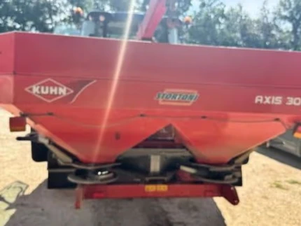 Kuhn AXIS 30.1