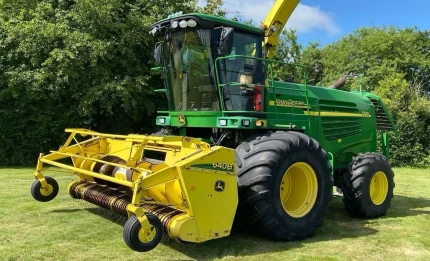 Tracteur agricole - 506CH - 4375H - 2006