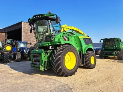 John Deere 9700